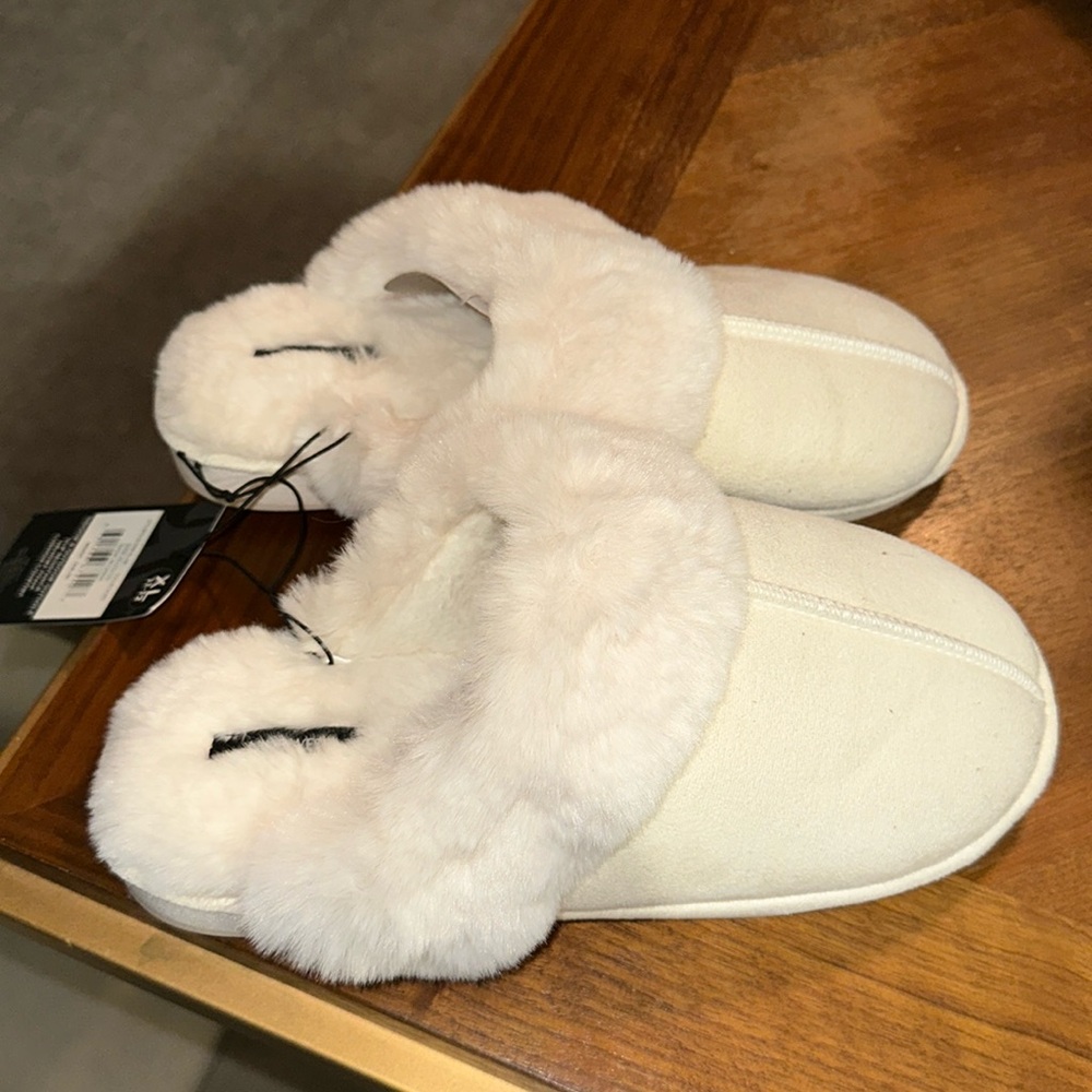 Nine West slippers